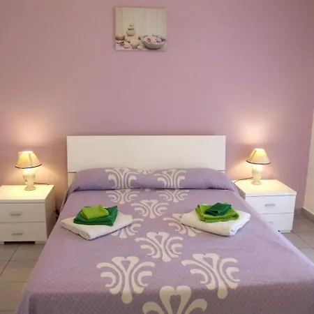 With One Bedroom In Costa Adeje, With Wonderful Sea View, Pool Acce... * Costa Adeje (Tenerife)